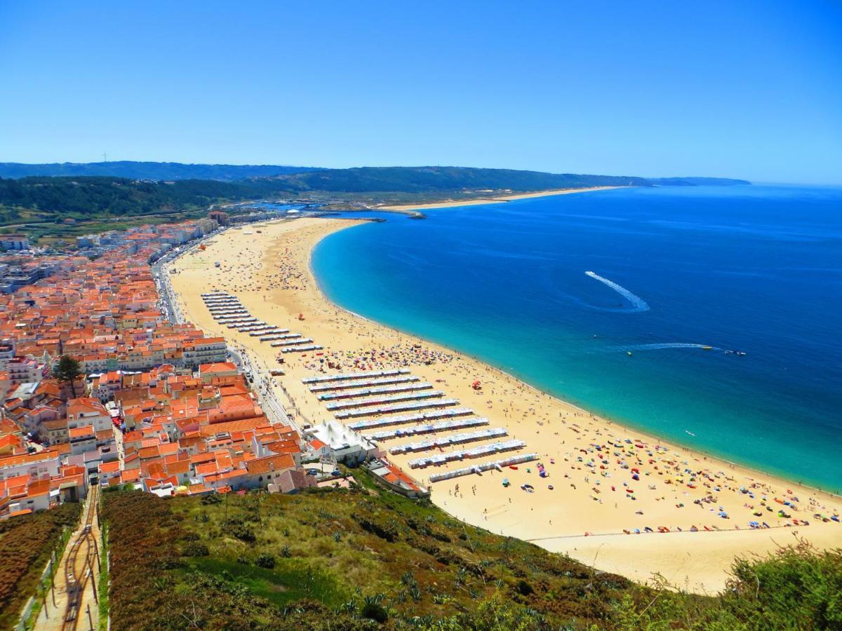 Light Wave Nazare Center 50M Beach Luaran gambar